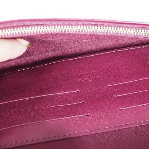 Louis Vuitton Sunset Boulevard Vernis Patent Leather Clutch Bag - Picture 14 of 14